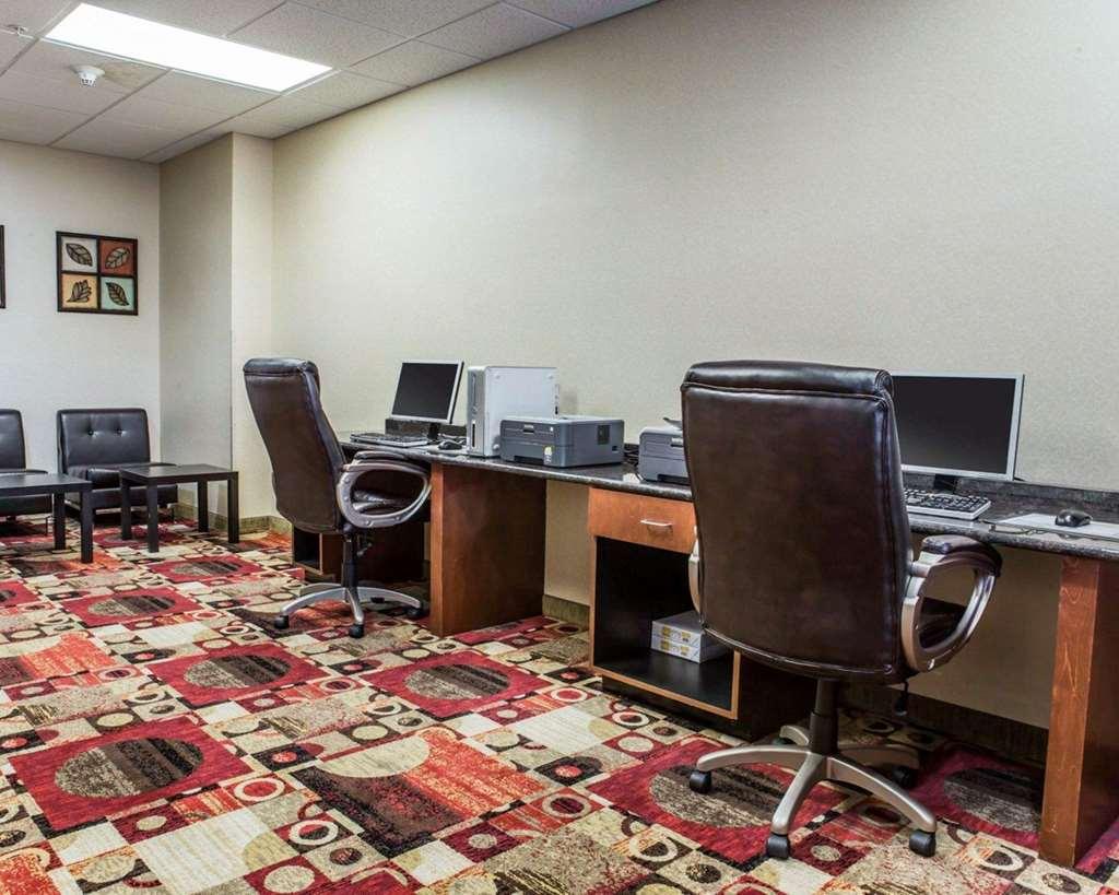 Fairfield By Marriott Inn & Suites Greensboro Coliseum Area Facilidades foto